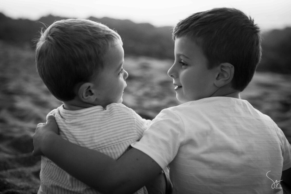 sg photographie - seance famille - vendee - plage - naissance - en attendant bébé - été 2025 (7)